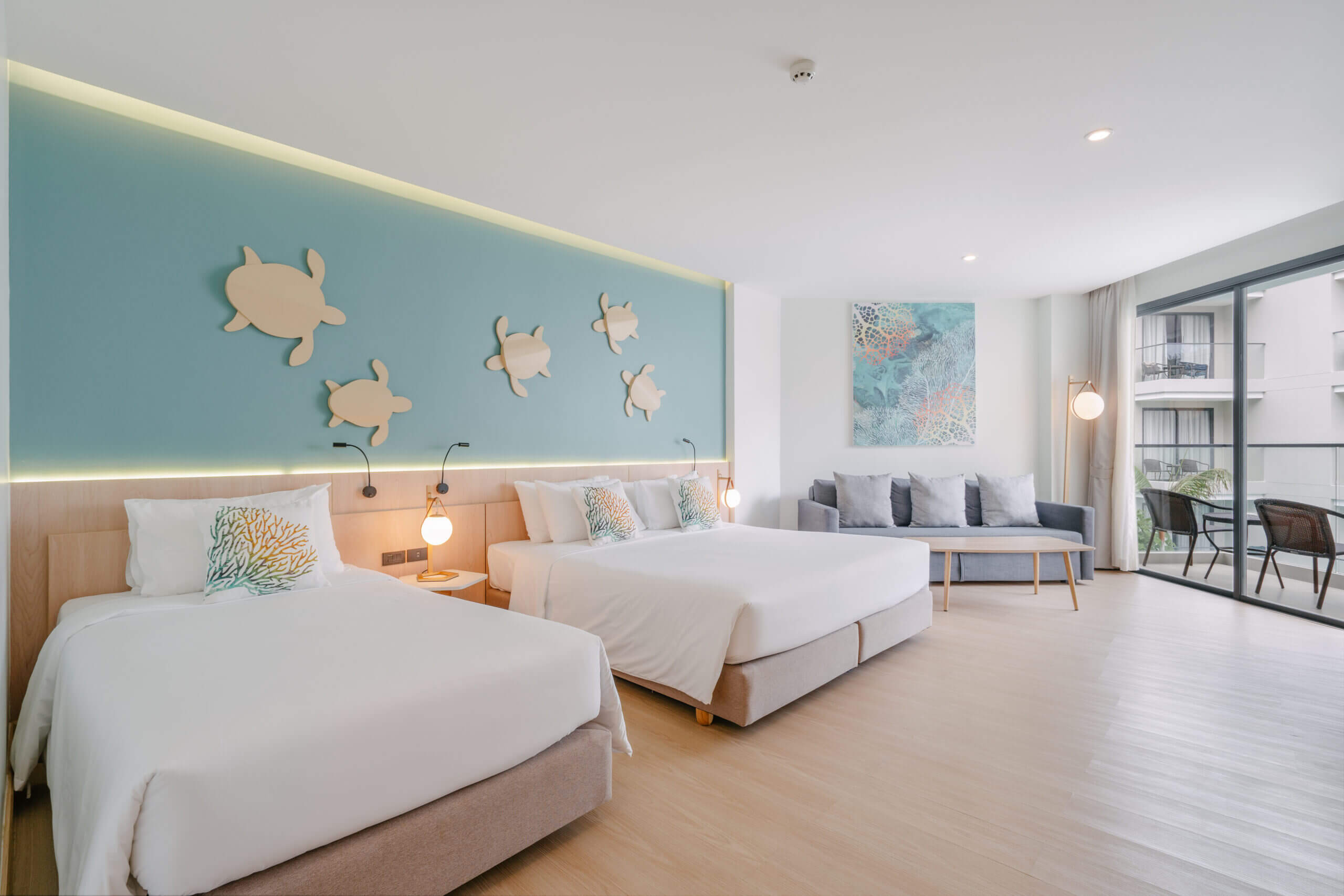 Phuket Emerald Beach Resort池景家庭房